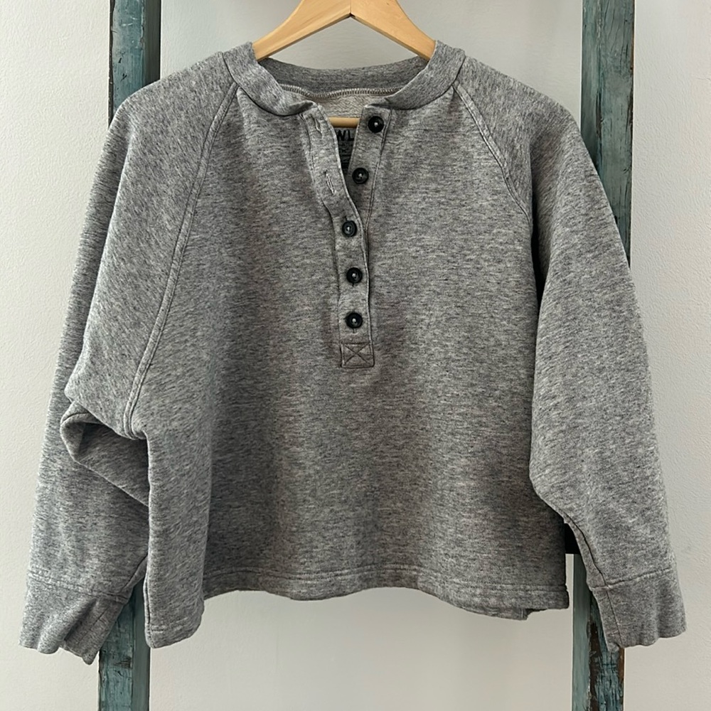 Madewell MWL Grey Button Crop sweatshirt